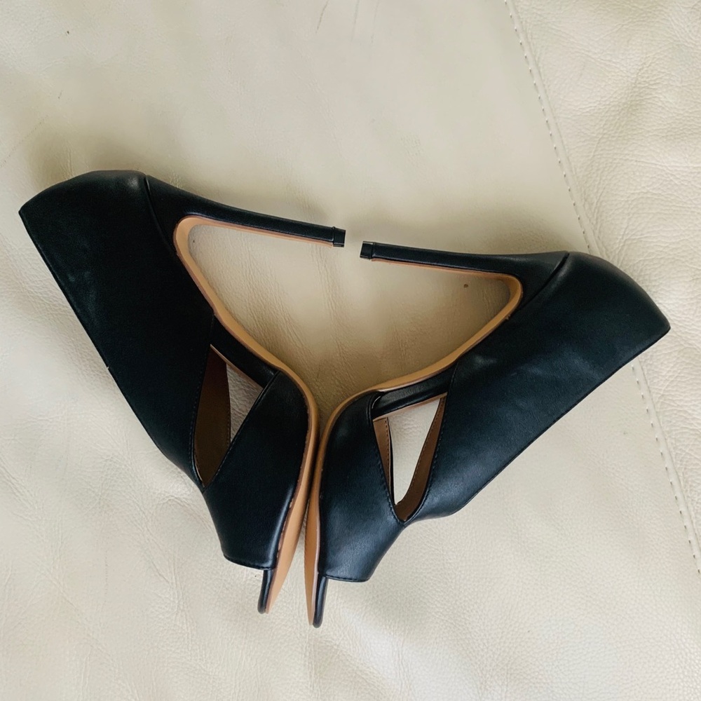 Jolimall Black Faux Leather Peep Toe Pump